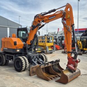 Doosan DX100W-7 - POWERTILT